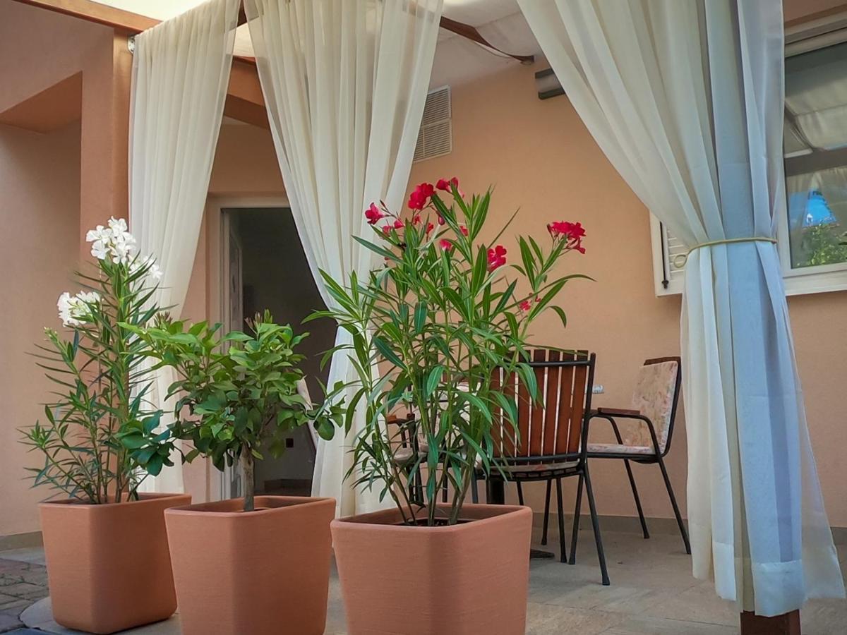 Premium Apartments Tade Funtana Kültér fotó